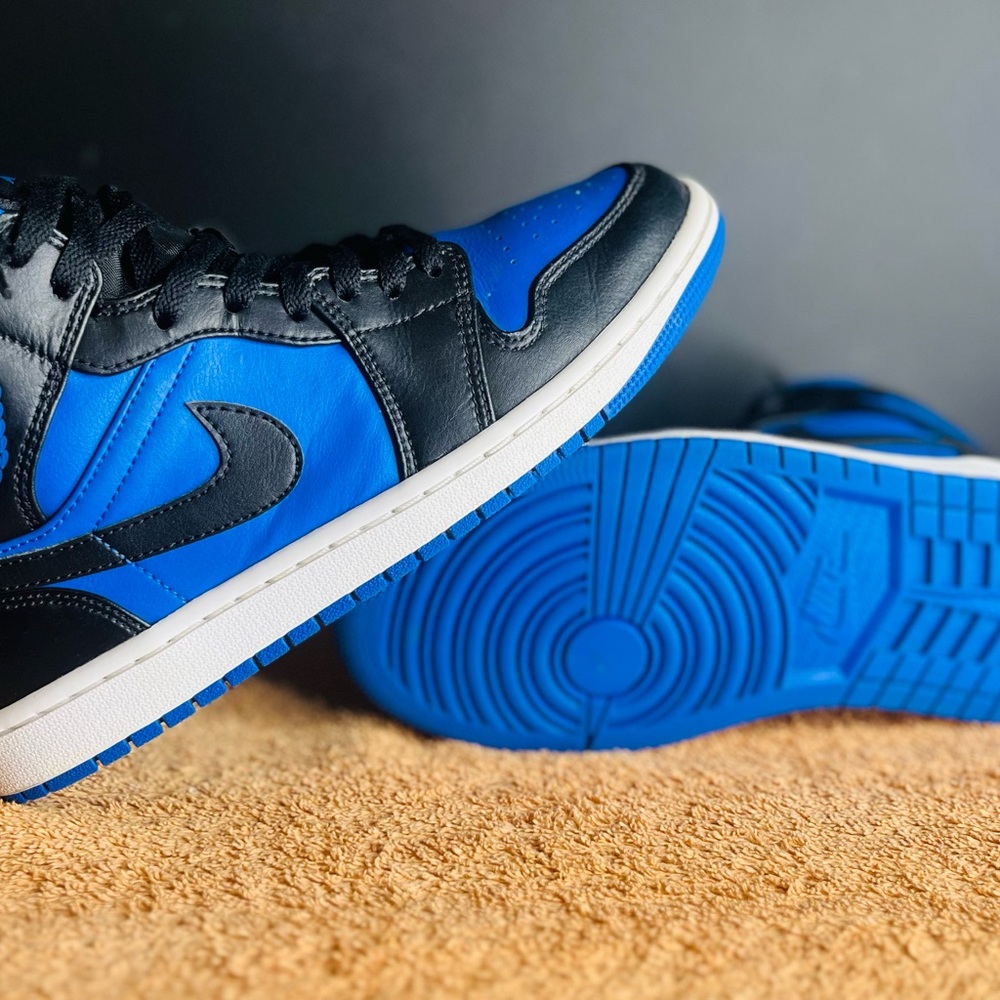 Jordan Air Jordan 1 Mid Royal Blue Black White DQ8426-042 Leather Men's Sneaker